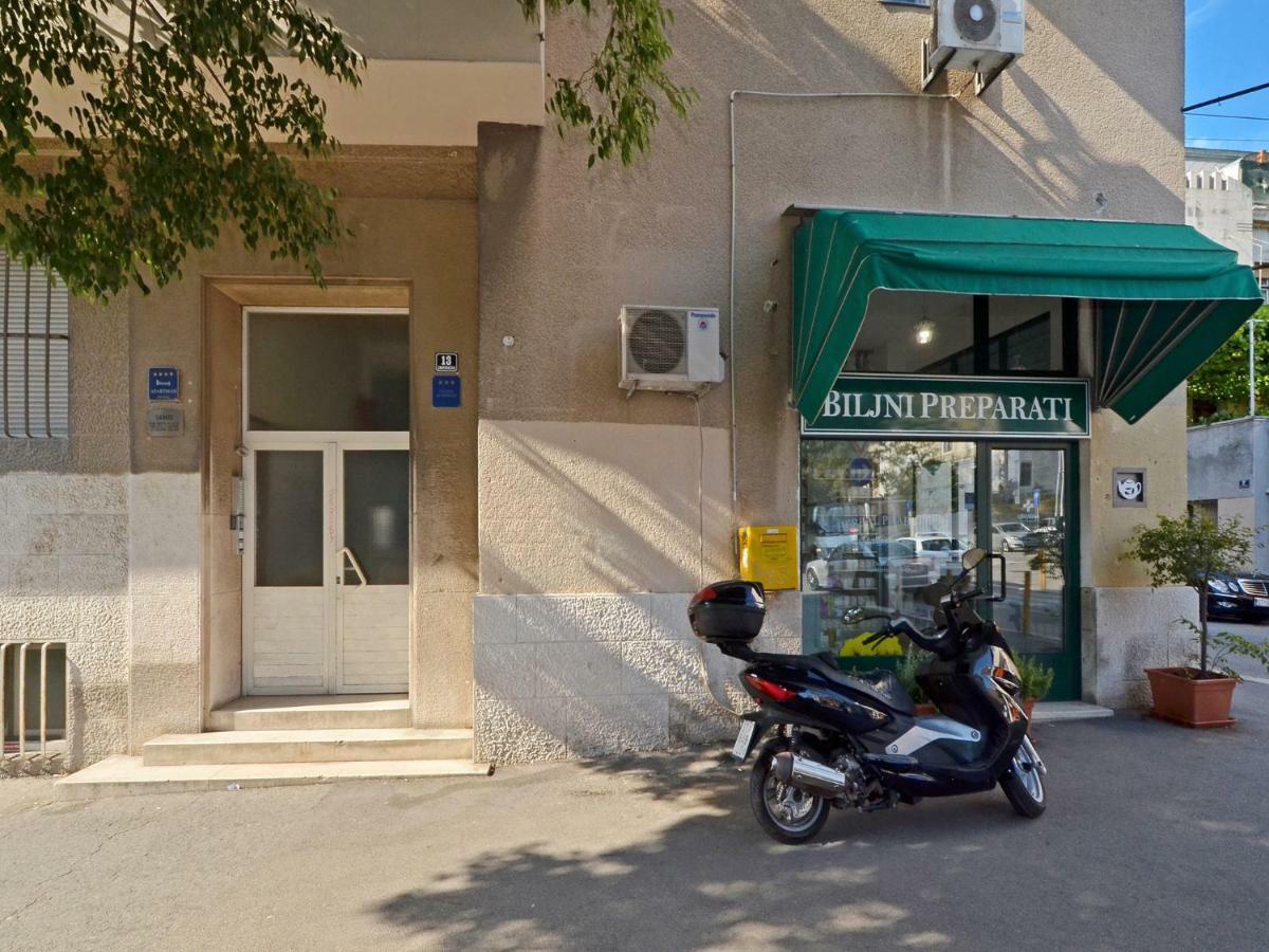 スプリトZagrebacka 13アパートメント エクステリア 写真